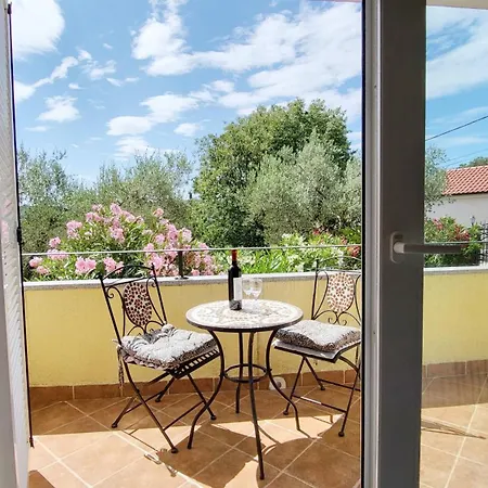 Agava Apartman *